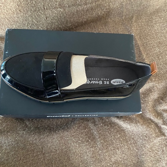 Shoes - Picture 4 of 5